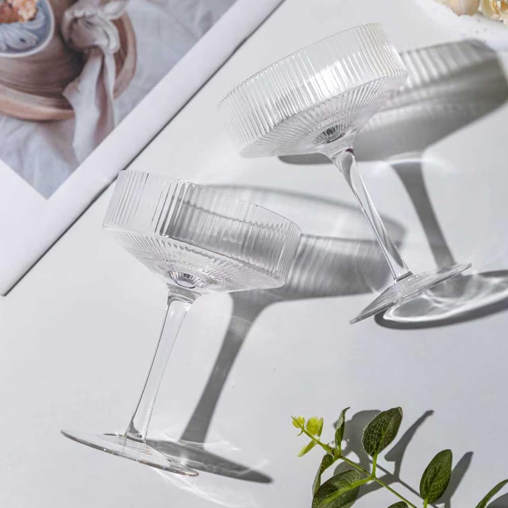 Set of 4 9 oz Coupe Cocktail Glasses Q520309