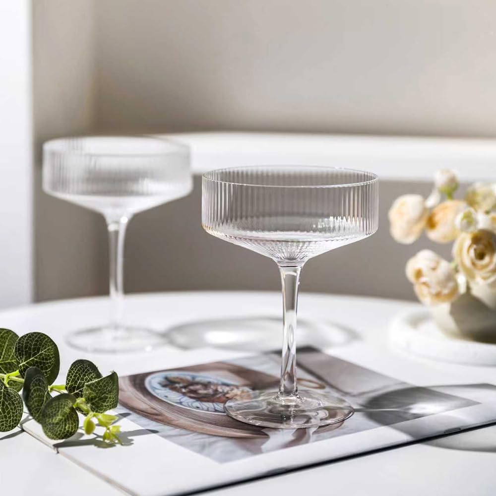 Set of 4 9 oz Coupe Cocktail Glasses Q520309