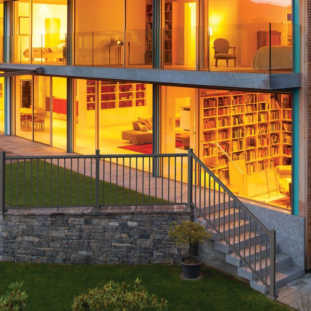 8’ x 36” Matte Black Aluminum Stair Kit J915741